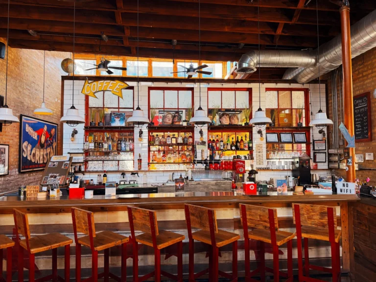 Kibbitznest Books & Brews